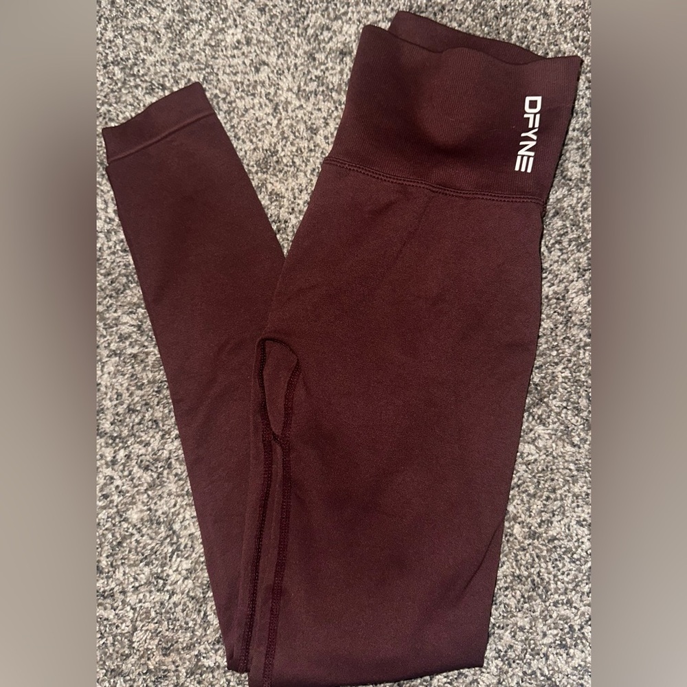 DFYNE OG Dynamic Leggings Burgundy Size XS